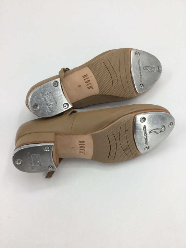 Bloch Child Size 5 Youth Tan Sport/Dance Shoes