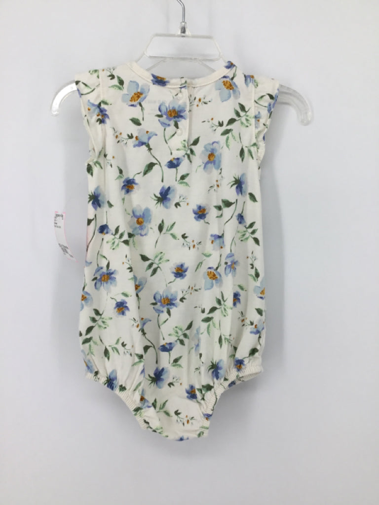Old Navy Child Size 6-12 Months White Outfit - girls