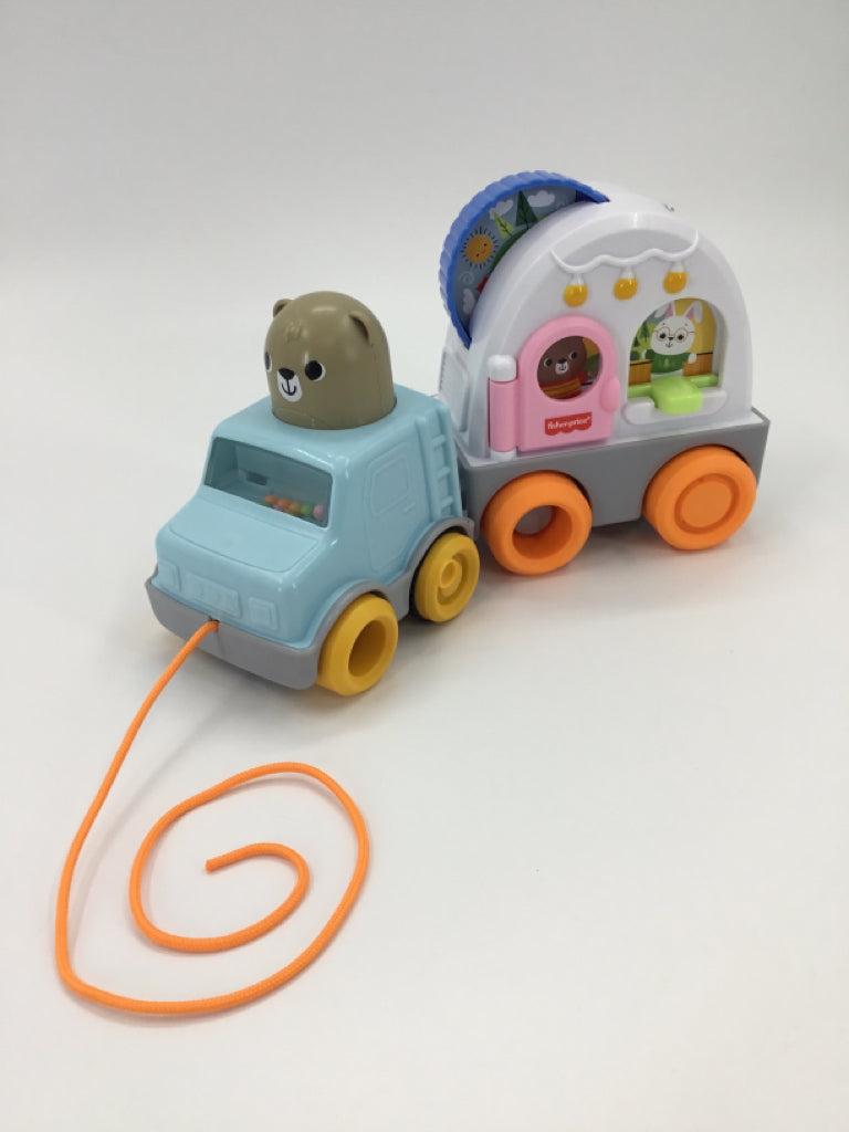 Fisher Price Outdoor Explorers Pull Along Camper