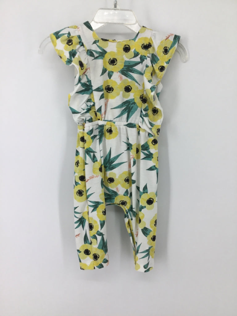Jessica Simpson Child Size 3-6 Months Yellow Outfit - girls
