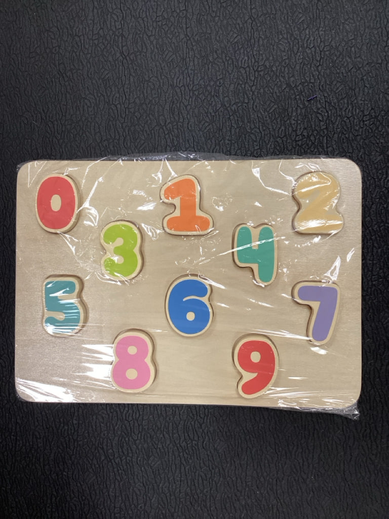 Giggle Scape Numbers Chunky Puzzle