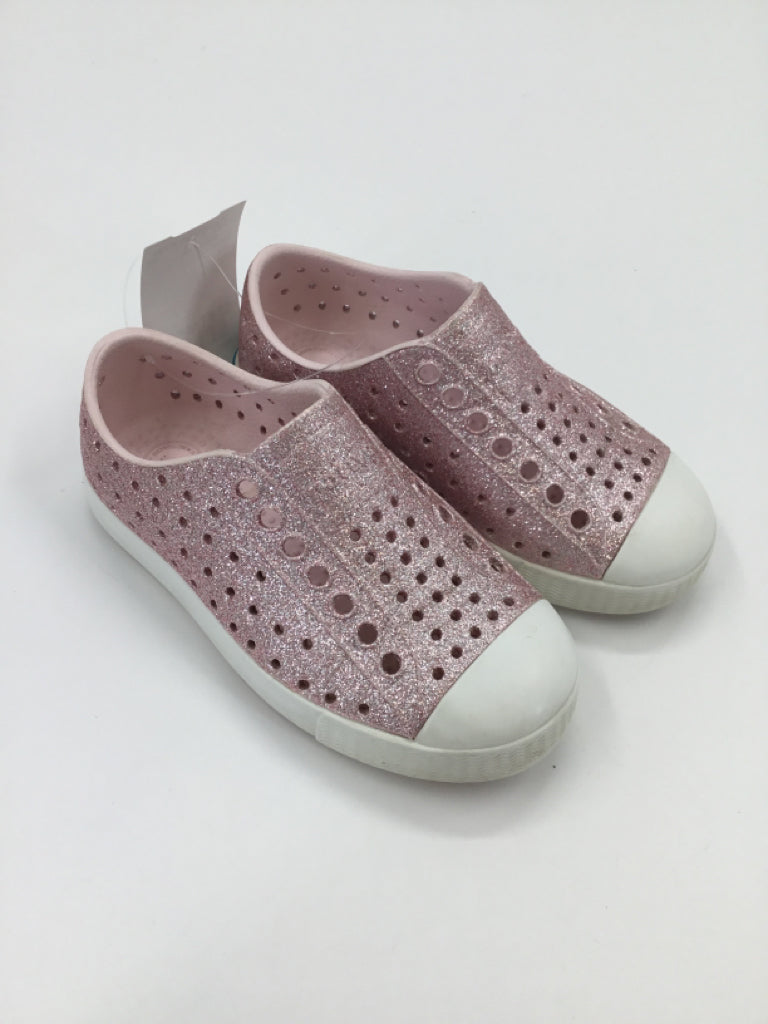 Native Child Size 8 Toddler Pink Sandals/Flip Flops