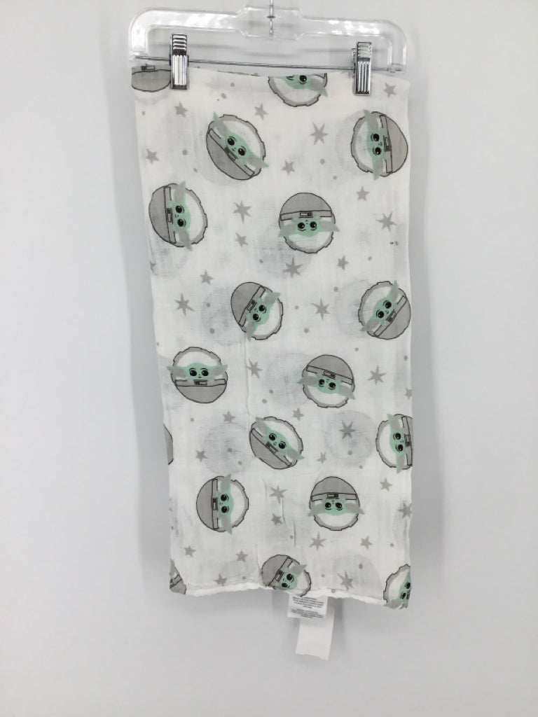 Lamb's & Ivy + Star Wars White Character Blanket
