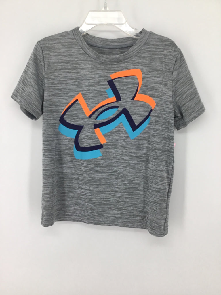 Under Armour Child Size 5 Gray screen printed T-shirt - boys