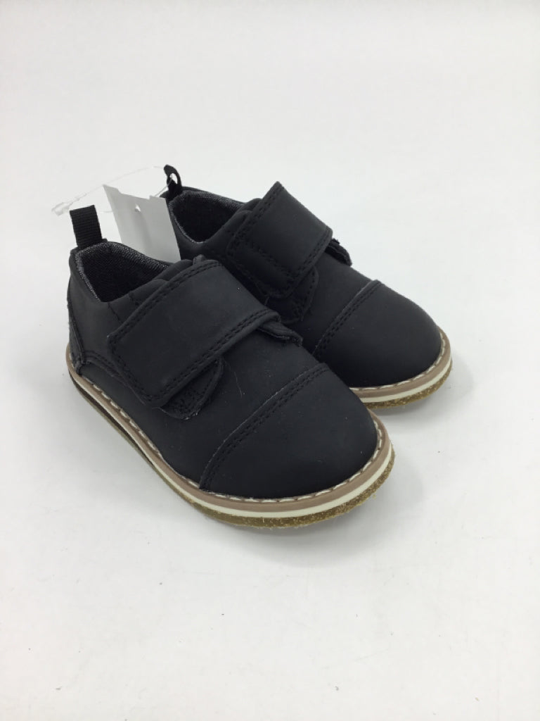 Cat & Jack Child Size 6 Toddler Black Sneakers