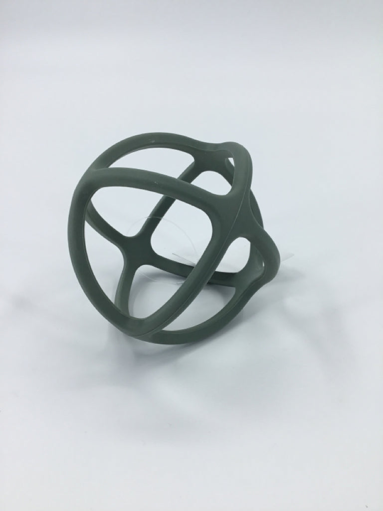 Mushie Ball Teether
