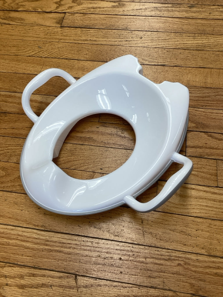 Munchkin On-the-Potty Seat