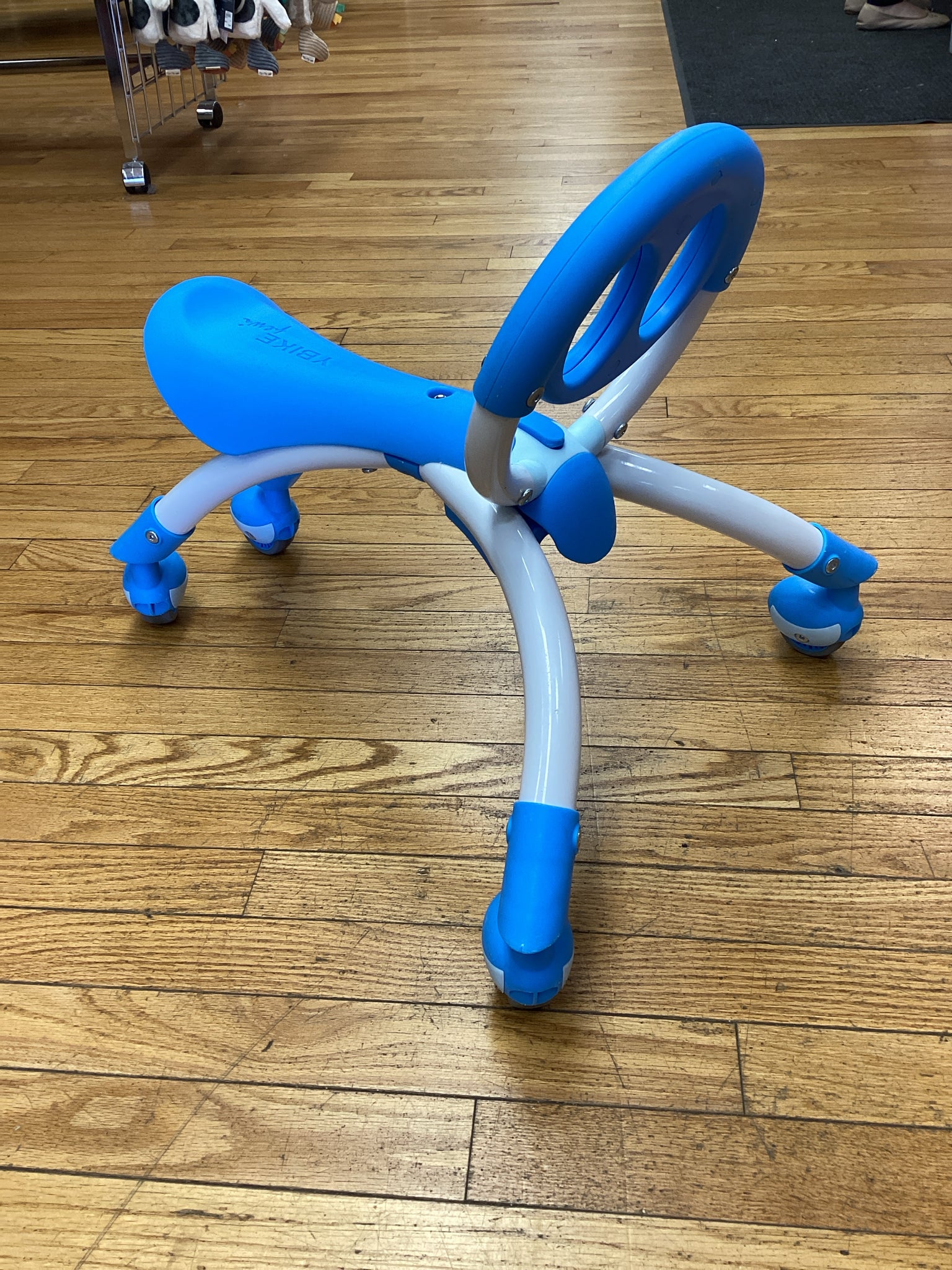 YBike Pewi Balance Walker