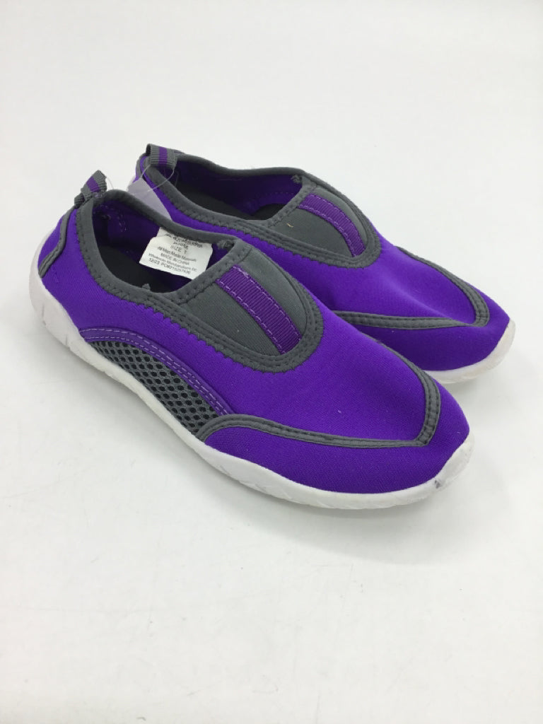 Wave Zone Child Size 1 Youth Purple Water Shoes