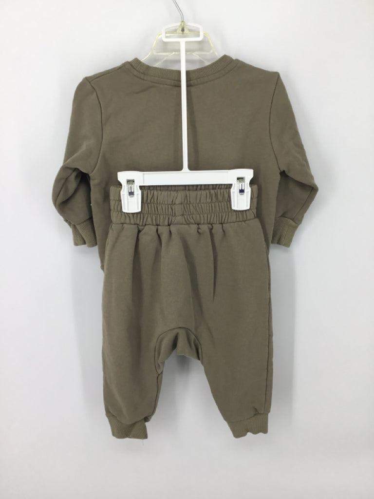 Gicrk Child Size 18 Months Green Thanksgiving Outfit