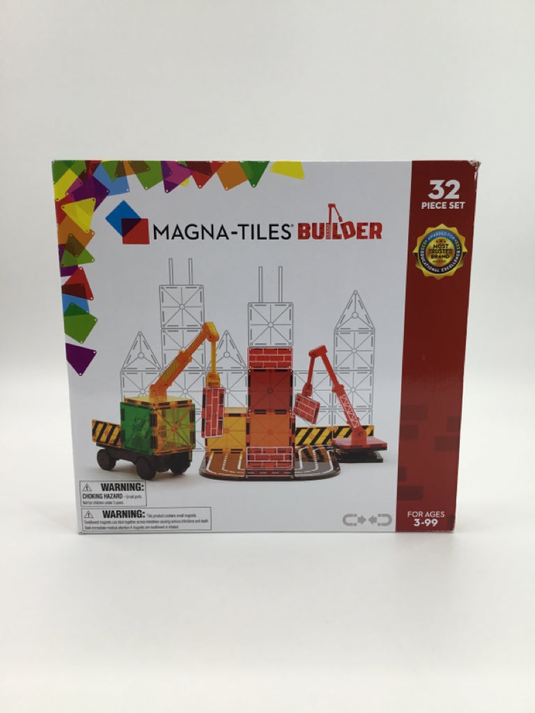 MagnaTiles Builers 32 Piece Set