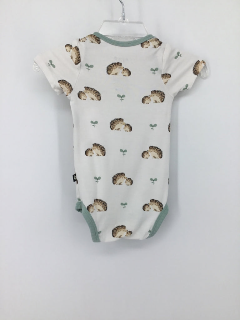 Kyte Child Size 0-3 Months Green Onesie