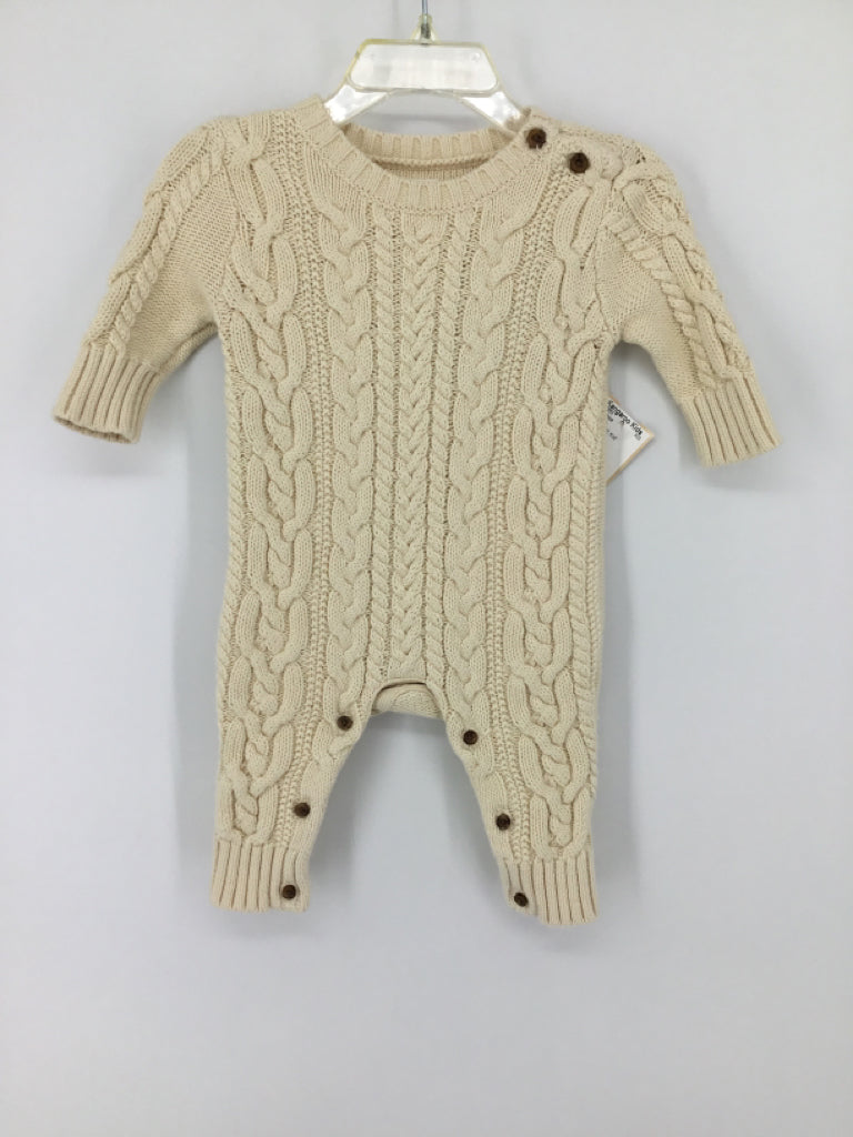Baby Gap Child Size 0-3 Months Cream Solid Outfit - boys