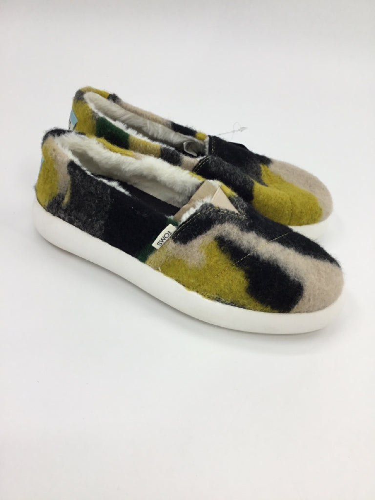 Toms Child Size 5 Youth Multi-Color Sneakers
