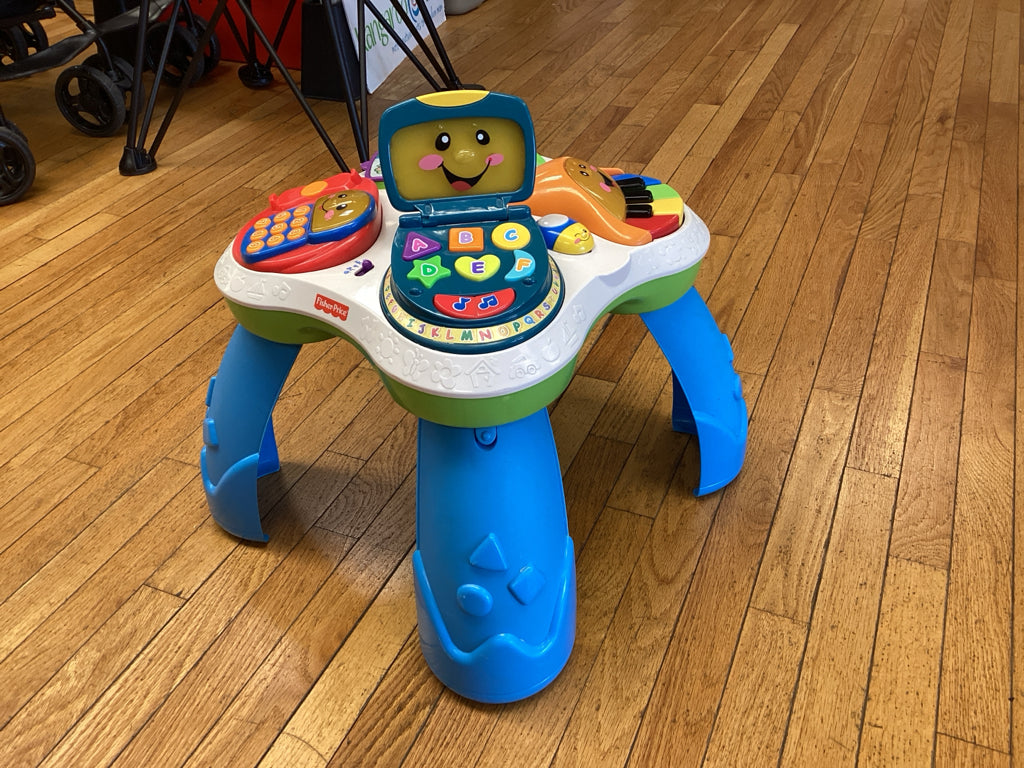 Fisher-Price Laugh & Learn Fun with Friends Musical Table Activity Center