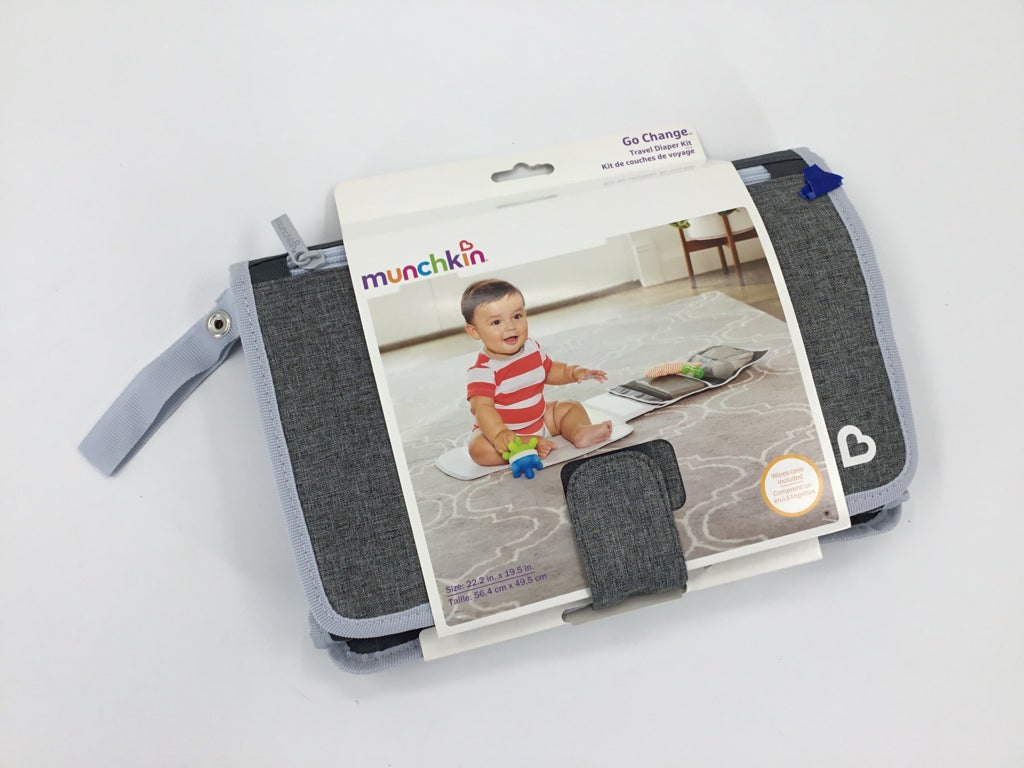 Munchkin Go Change Travel Diaper Kit