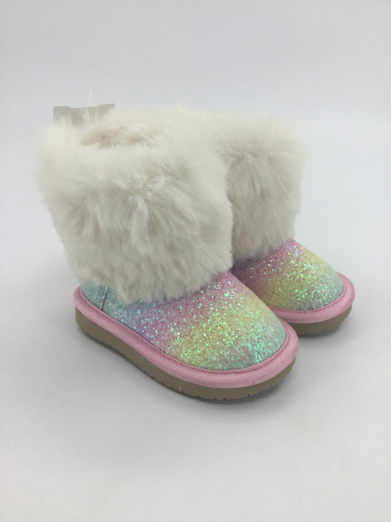 Childrens Place Child Size 4 Pink Boots