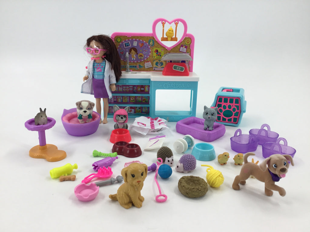 Barbie Chelsea Pet Vet Playset
