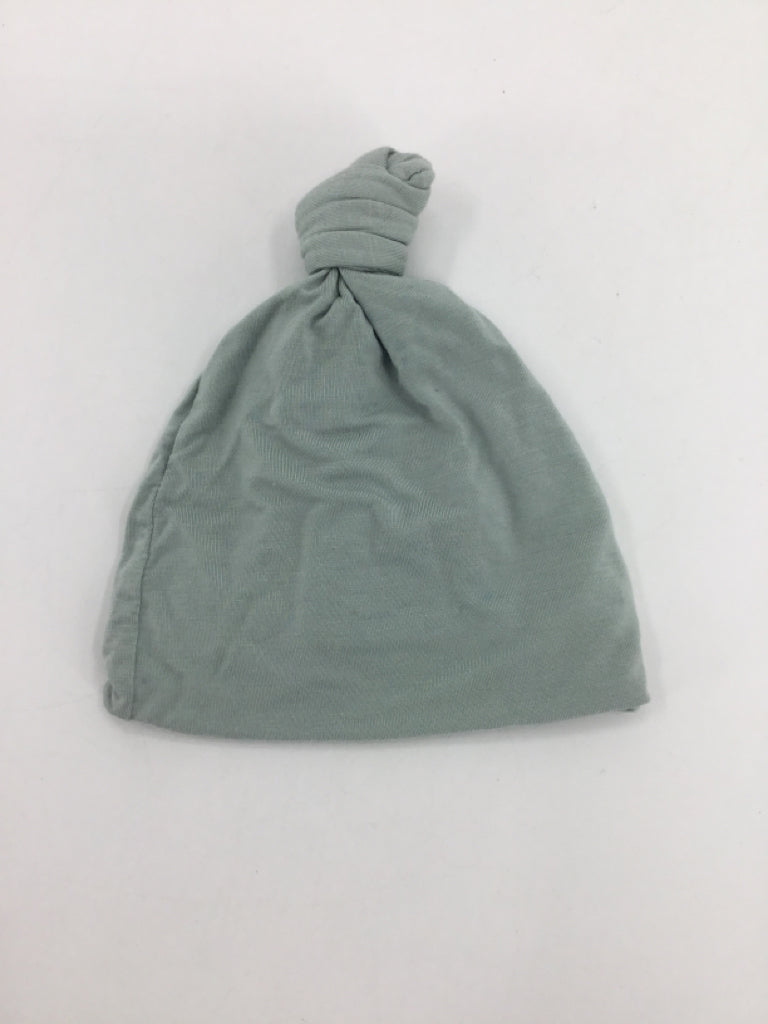 Lou Lou Child Size 0-3 Months Gray Solid Hats - boys