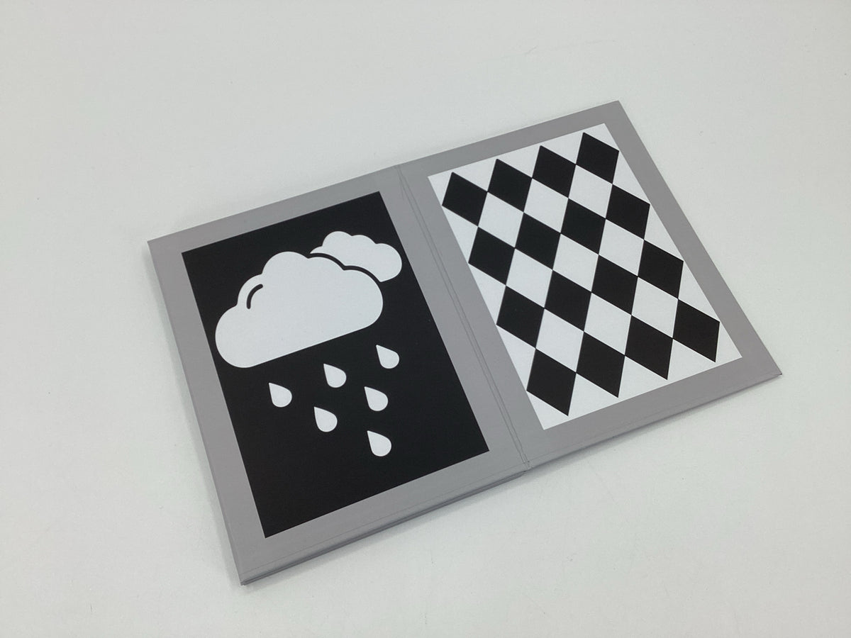 Baby's First Book: Fold Out Black, White & Red with mirror