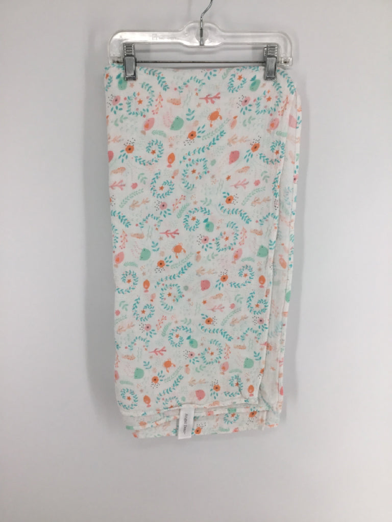 Angel Dear White Print Blanket