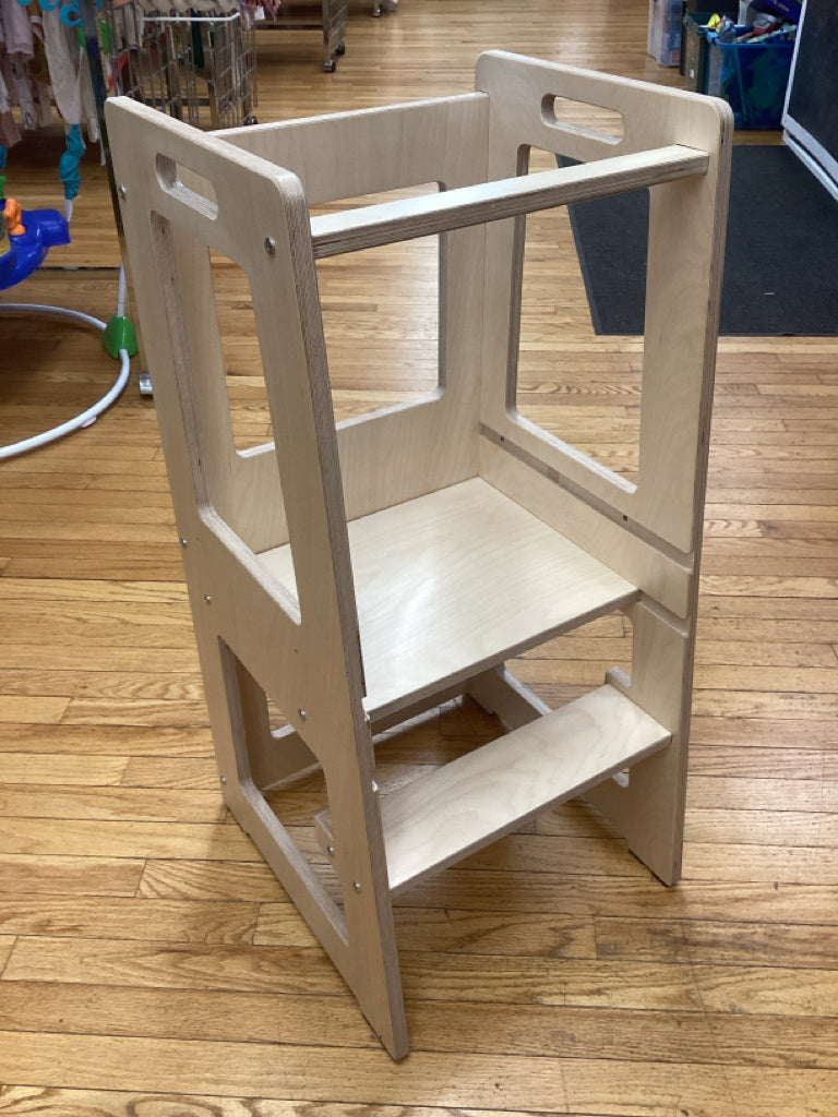 Halle's Corner Toddler Tower