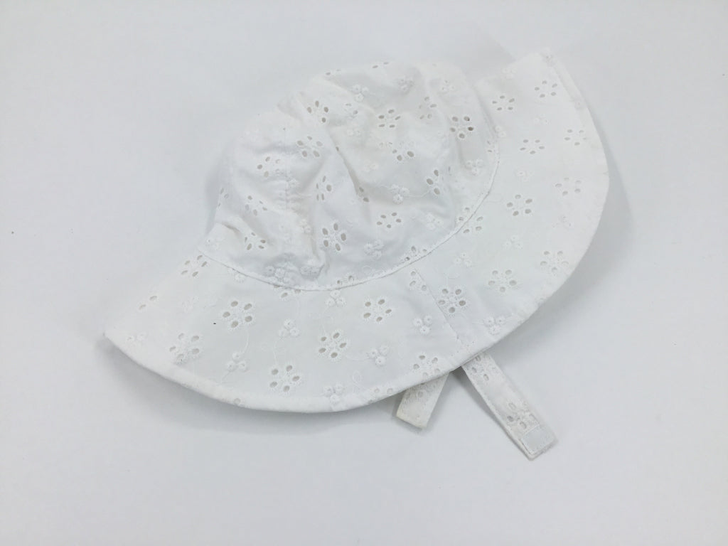 Just One You Made by Carters Child Size 6-12 Months White Hats - girls