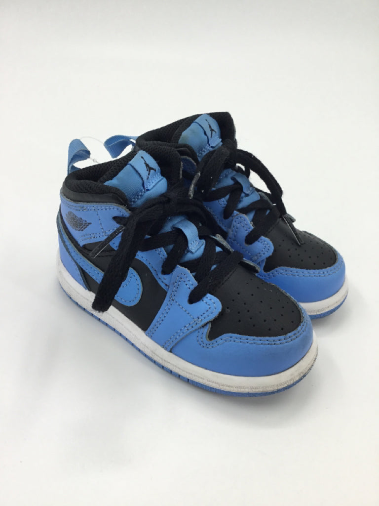 Air Jordan Child Size 7 Toddler Blue Sneakers