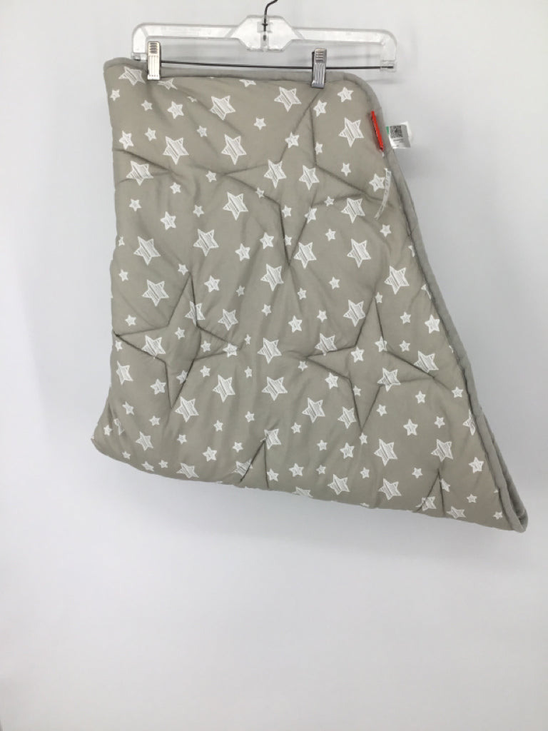 Moonsea Hexagon Playpen Mat
