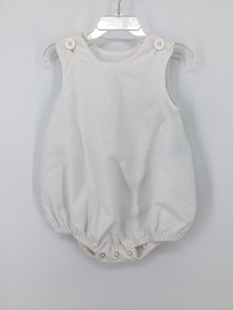 Remember Nguyen Child Size 12 Months White Solid Outfit - boys
