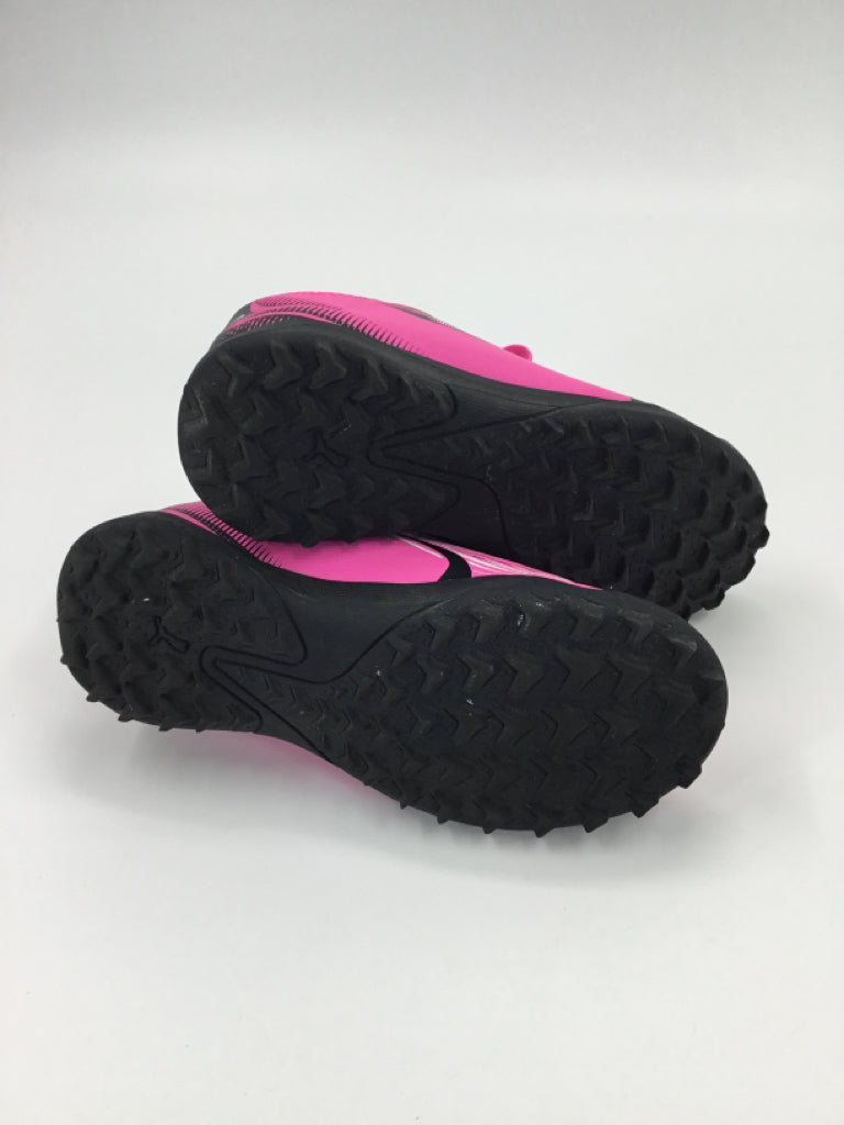 Puma Child Size 12 Pink Sport/Dance Shoes