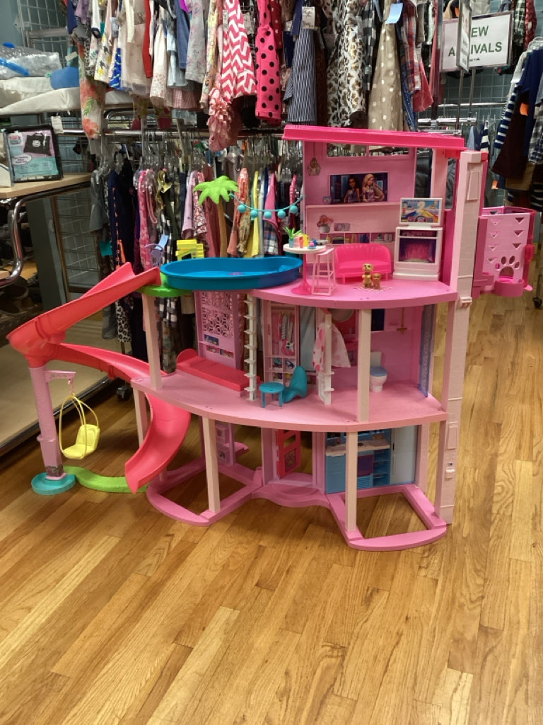 Barbie Dreamhouse Pool Party Doll House