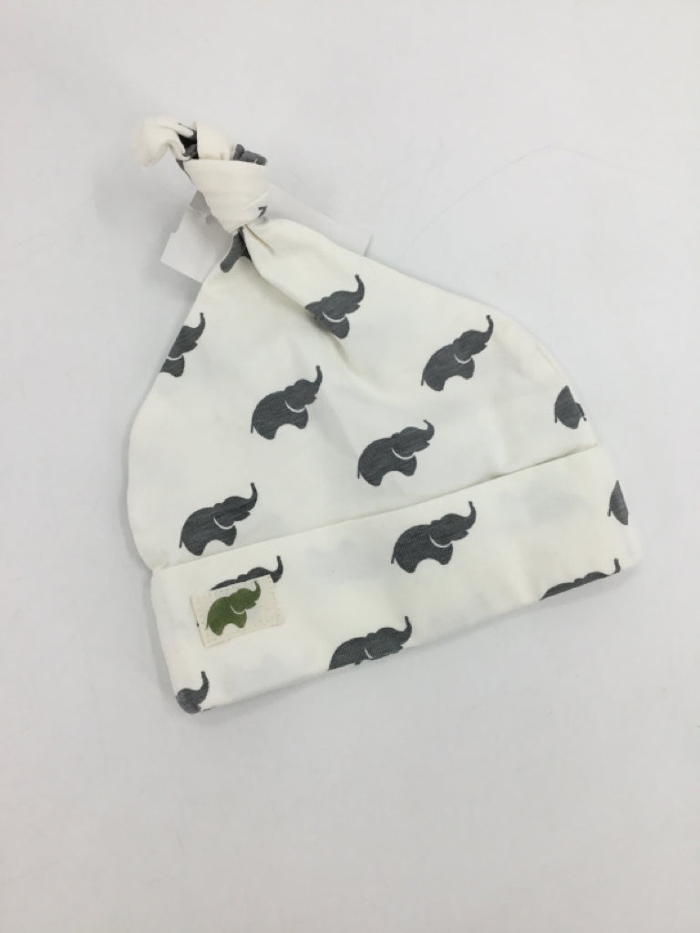 Monica + Andy Child Size Newborn White Animal Print Hats - boys