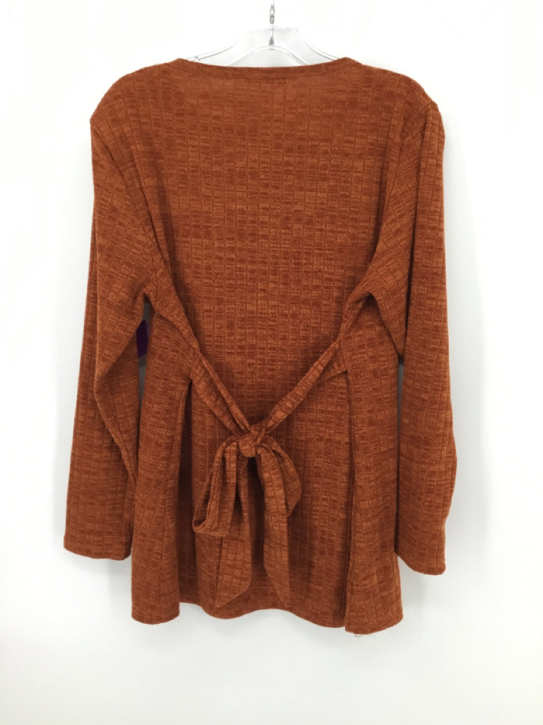 Ekouaer Size L Cotton Blend Top