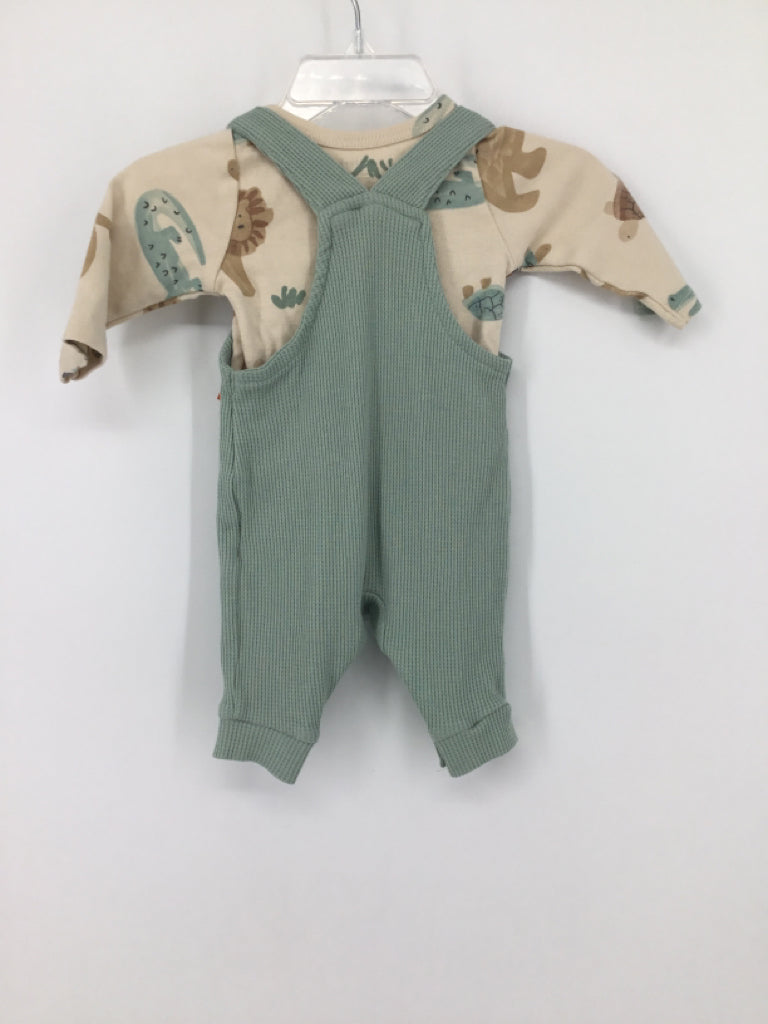 Carter's Child Size Newborn Green Solid Outfit - boys