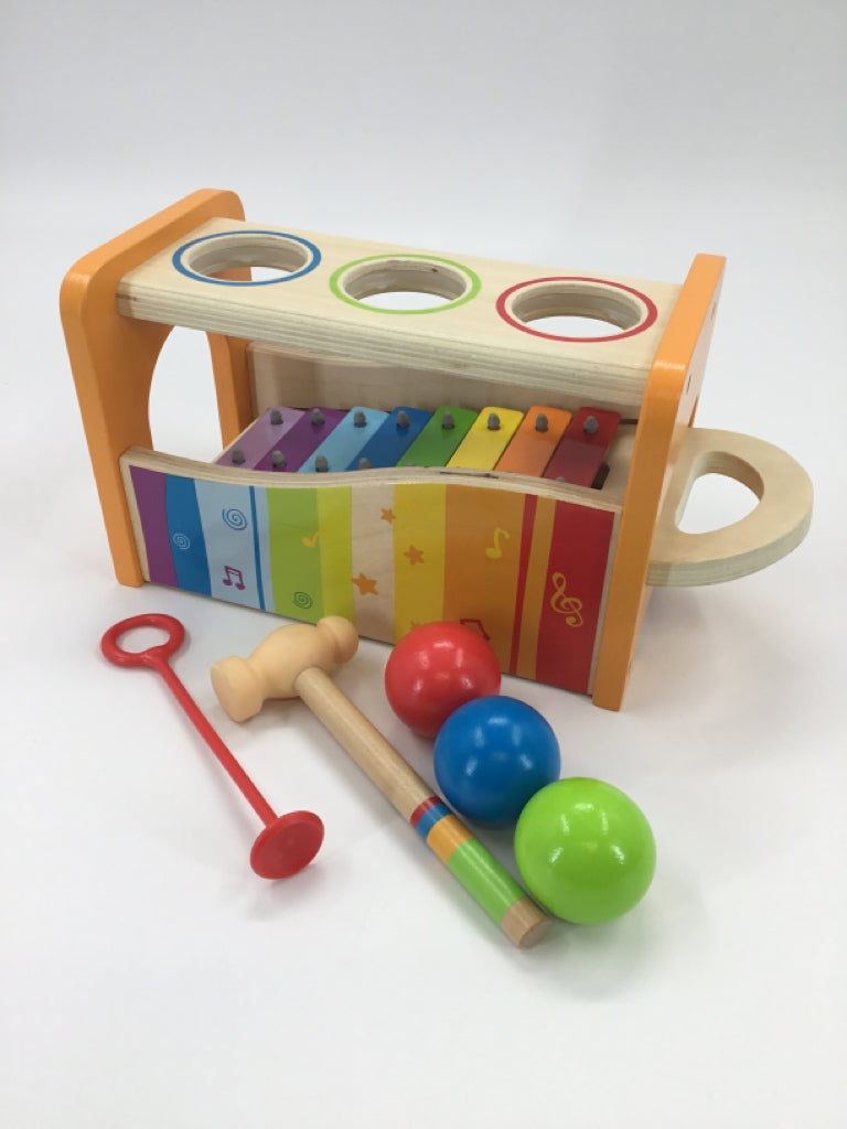 Hape Pound & Tap Bench with Slide Out Xylophone
