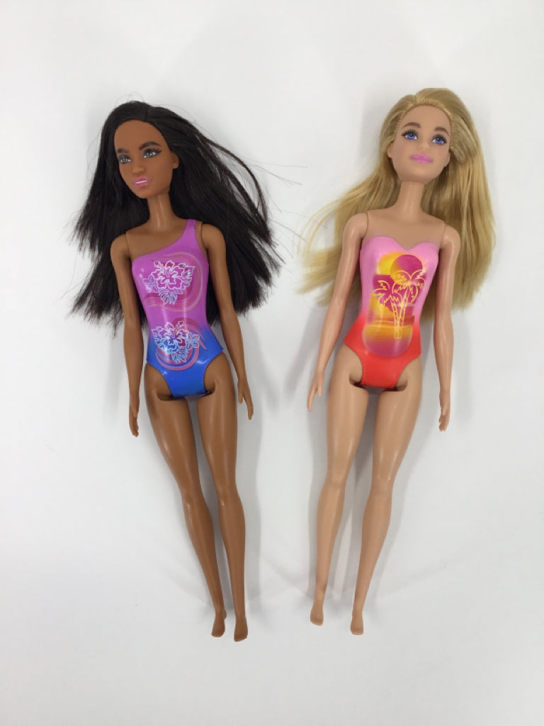 Barbie Beach Dolls - Set of 2