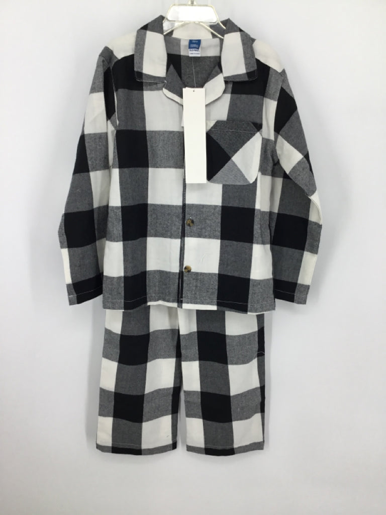 Old Navy Child Size 6 Black Checkered Pajamas - boys
