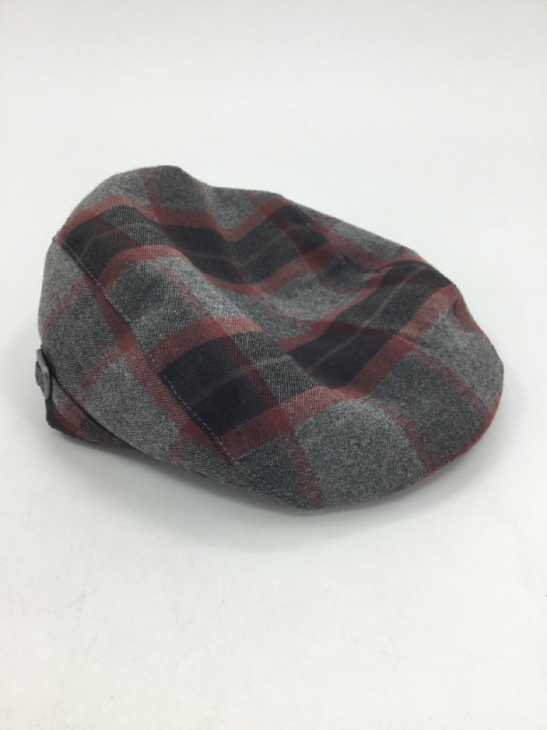 Janie and Jack Child Size 2 Gray Stripe Hats - boys