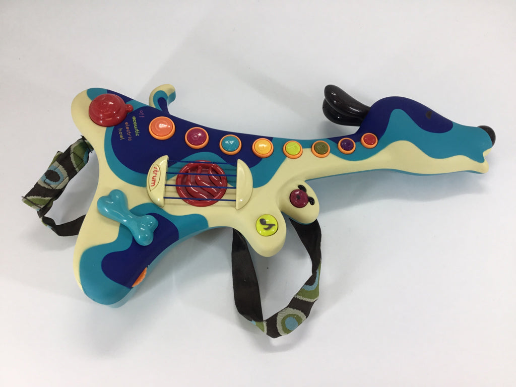 B. toys Interactive Dog Guitar - Woofer