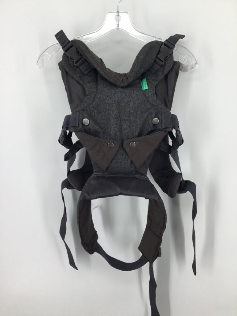 Infantino Flip 4-in-1 Convertible Carrier