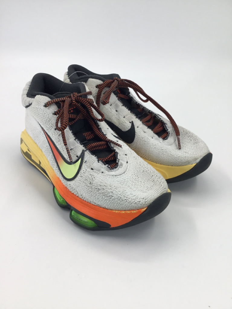 Nike Child Size 6.5 Youth White Sneakers
