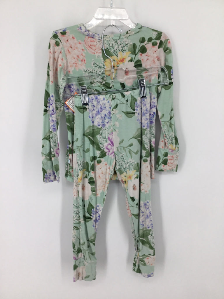 Posh Peanut Child Size 4 Green Pajamas - girls