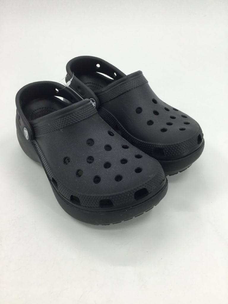 Crocs Child Size 6 Youth Black Sandals/Flip Flops