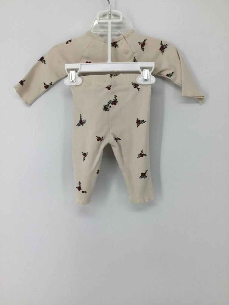 H & M Child Size Newborn White Christmas Outfit