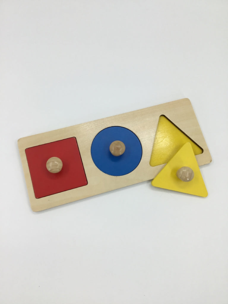 Shapes Jumbo Peg Puzzle
