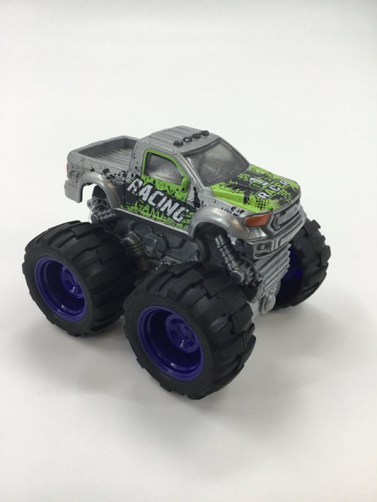 Team Power 4WD Friction Powered Truck