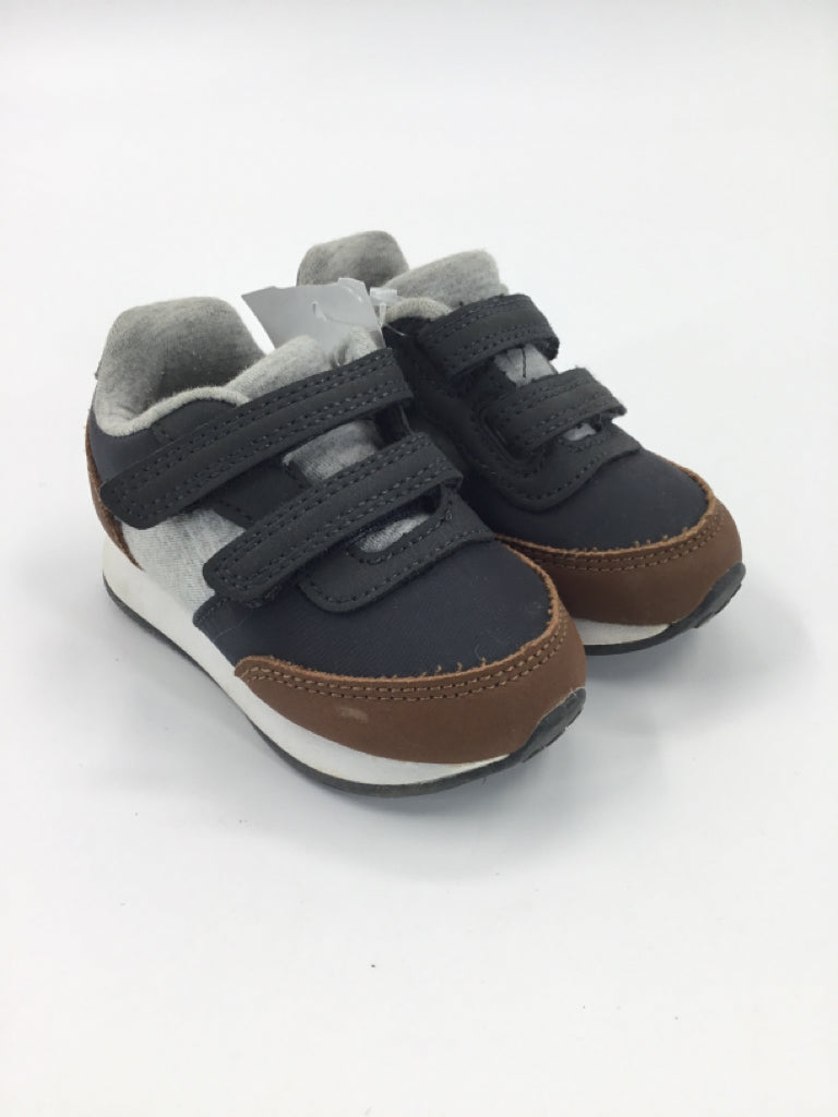 Cat & Jack Child Size 5 Toddler Gray Sneakers
