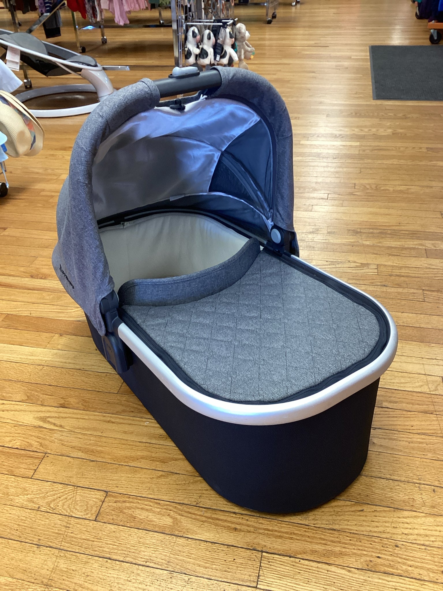 UppaBaby Gray Bassinet - 2018