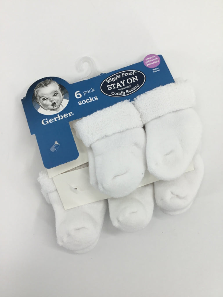 Gerber Child Size Preemie White Solid Socks - boys